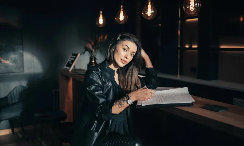 Shani Levni: Career Highlights and Personal Insights